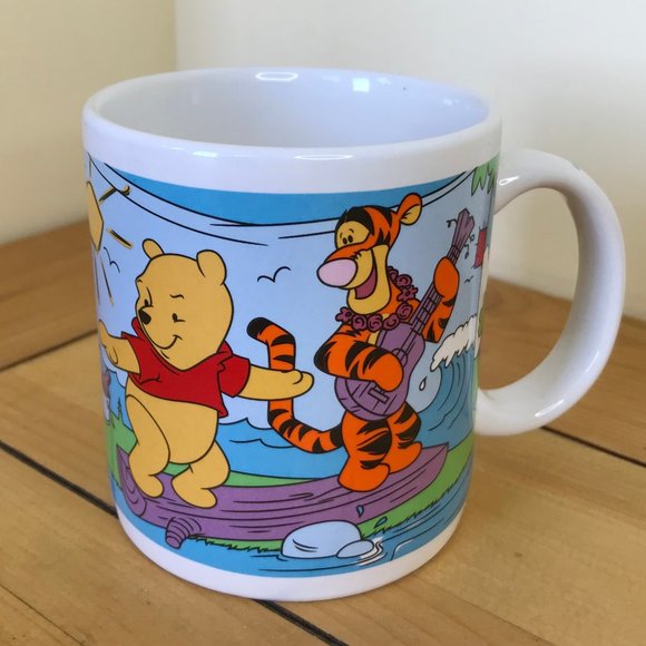 Winnie the Pooh HAWAII Hula Dancing Ceramic Coffee Mug 12oz Applause 43829 - Picture 1 of 6